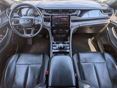 2022 Jeep Grand Cherokee — photo 17 view