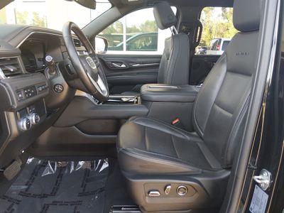 2024 GMC Yukon XL - Photo 20