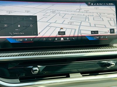 2026 BMW X5 — photo 10 view