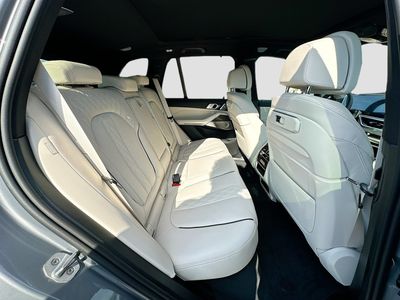 2026 BMW X5 — photo 22 view