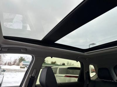2023 Nissan Rogue SV - Photo 1