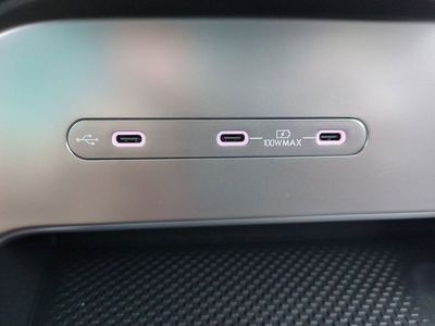 2026 Hyundai IONIQ 9 — photo 27 view