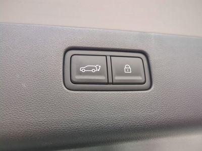 2026 Hyundai IONIQ 9 — photo 15 view