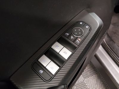 2024 Mitsubishi Outlander — photo 23 view
