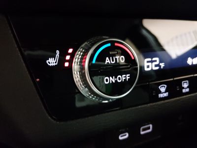 2024 Mitsubishi Outlander — photo 19 view