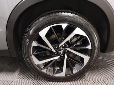 2024 Mitsubishi Outlander — photo 10 view