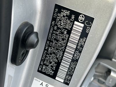 2017 Toyota Prius - Photo 30
