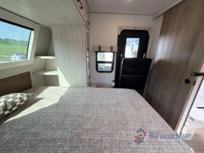 2027 Forest River RV No Boundaries — photo 31 view