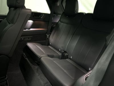 2025 Land Rover Range Rover - Photo 23