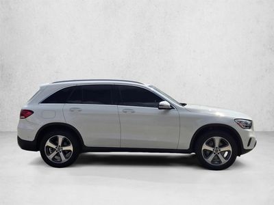 2022 Mercedes-Benz GLC - Photo 2