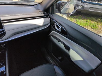 2023 Jeep Compass — photo 17 view