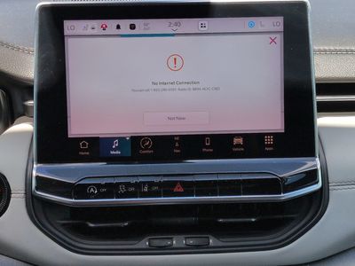 2023 Jeep Compass — photo 18 view