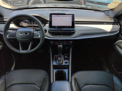 2023 Jeep Compass — photo 15 view