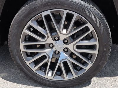 2023 Jeep Compass — photo 11 view