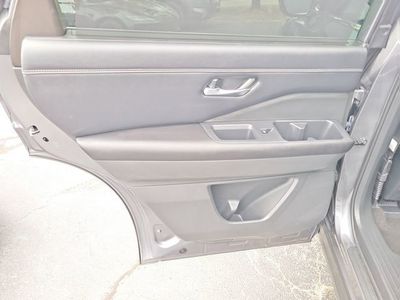 2023 Nissan Pathfinder — photo 31 view