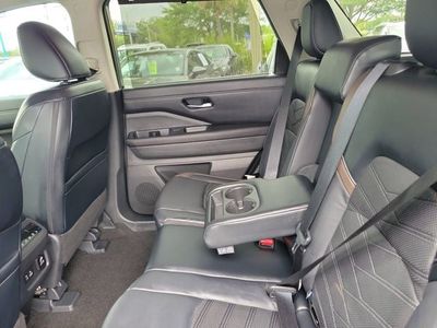 2023 Nissan Pathfinder — photo 30 view