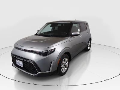 2023 Kia Soul - Photo 3
