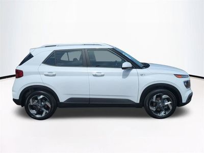 2026 Hyundai VENUE - Photo 4