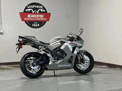 2026 Honda CBR600RR - Photo 4