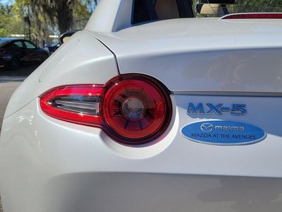 2026 Mazda MX-5 Miata RF — photo 11 view