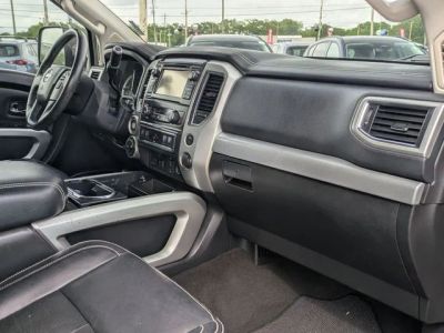 2018 Nissan Titan - Photo 24