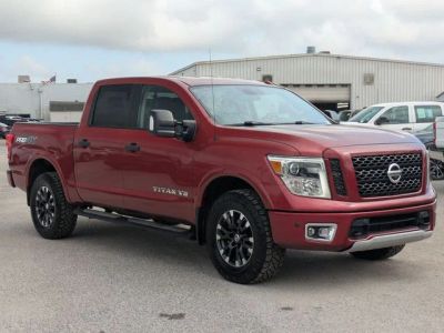 2018 Nissan Titan - Photo 7
