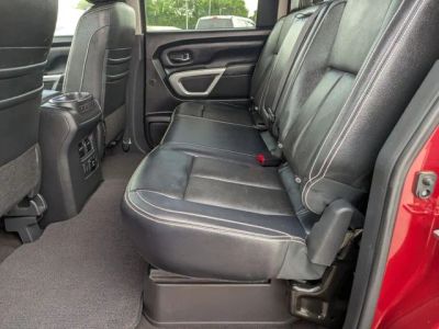 2018 Nissan Titan - Photo 19