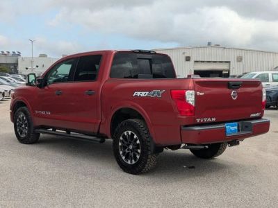 2018 Nissan Titan - Photo 3