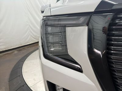 2023 GMC Yukon - Photo 10