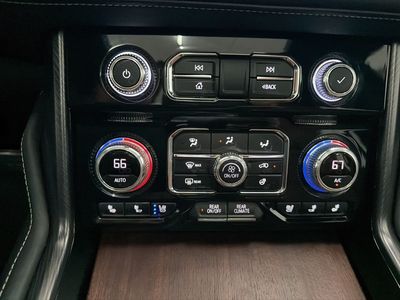 2023 GMC Yukon - Photo 39