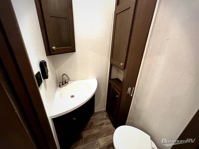 2022 Palomino Columbus - Photo 16