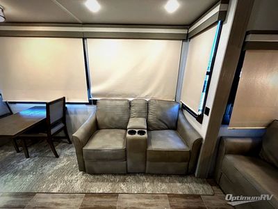 2022 Palomino Columbus - Photo 19