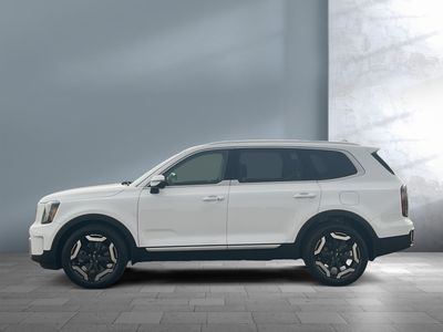 2023 Kia Telluride — rear three-quarter view
