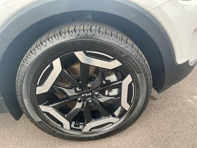 2023 Kia Telluride — photo 16 view