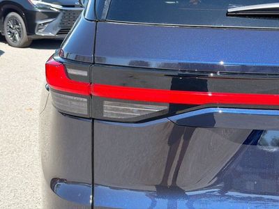 2026 Lexus TX — photo 10 view