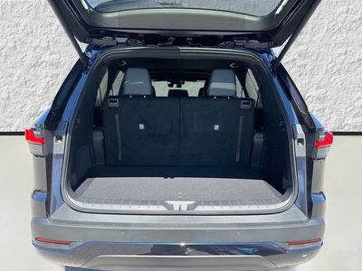 2026 Lexus TX — photo 12 view