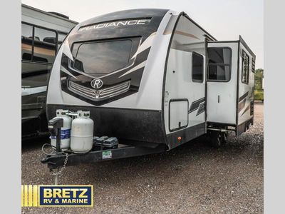2023 Cruiser Radiance Ultra Lite - Photo 2