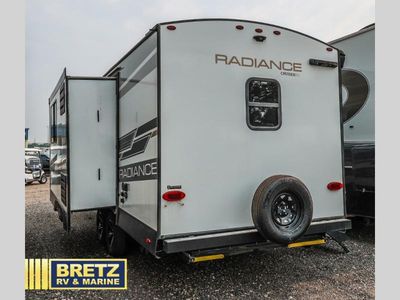 2023 Cruiser Radiance Ultra Lite - Photo 4