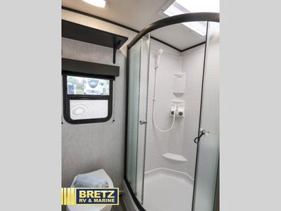 2023 Cruiser Radiance Ultra Lite - Photo 14