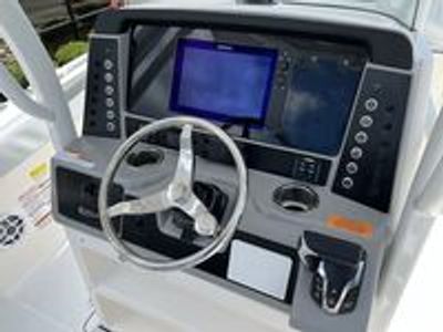 2025 Robalo 230 CC - Photo 18
