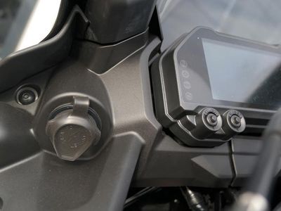2026 Yamaha YZF-R3 - Photo 17