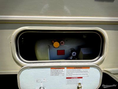 2025 Winnebago Spirit — photo 23 view