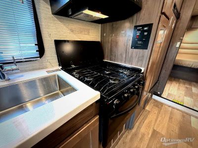 2025 Winnebago Spirit — photo 15 view