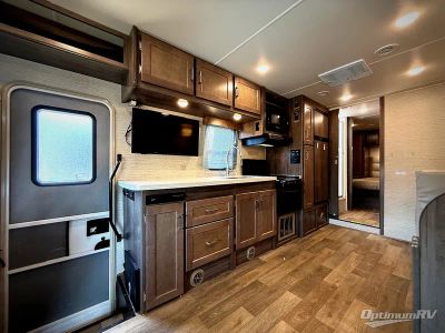 2025 Winnebago Spirit — photo 13 view