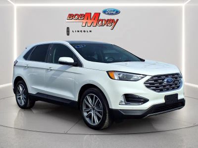 2023 Ford Edge — rear three-quarter view