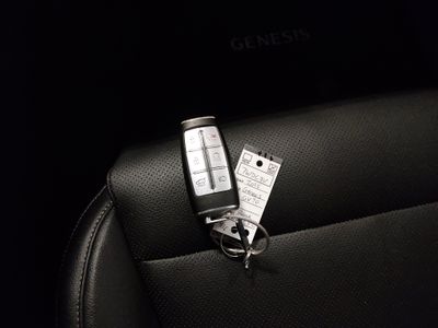 2025 Genesis GV70 - Photo 15