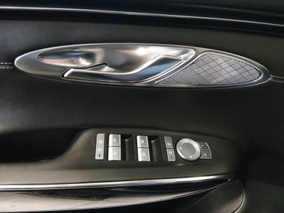 2025 Genesis GV70 - Photo 19