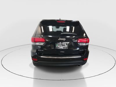 2021 Jeep Grand Cherokee — engine compartment view