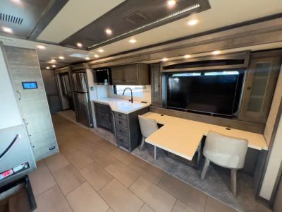 2023 Tiffin ALLEGRO BAY - Photo 7