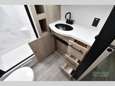 2026 Grand Design Imagine - Photo 37